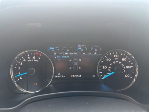 Used 2017 Ford F150 Lariat AWD/4WD image 23