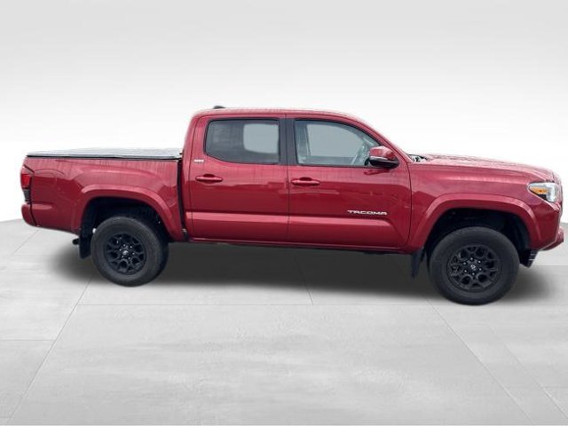 Used 2021 Toyota Tacoma SR5 w/ Technology Package AWD/4WD image 6