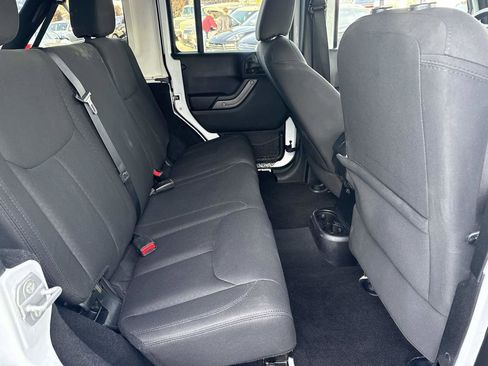 Used 2015 Jeep Wrangler Unlimited Sport w/ Quick Order Package 24S image 18