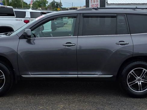 Used 2012 Toyota Highlander SE w/ Convenience Pkg AWD/4WD image 6