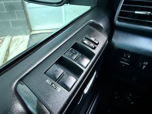 Used 2021 Toyota 4Runner TRD Off-Road AWD/4WD image 44