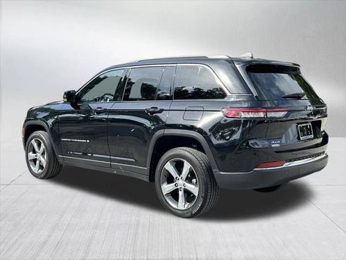 Certified 2025 Jeep Grand Cherokee Limited w/ Trailer Tow Package AWD/4WD image 7