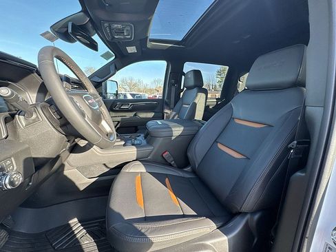 New 2026 GMC Sierra 2500 AT4 image 17