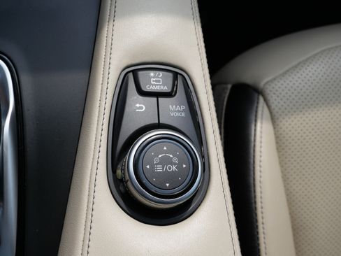 Used 2021 INFINITI QX50 Sensory AWD/4WD image 31