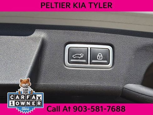 Certified 2022 Kia Sorento SX image 11