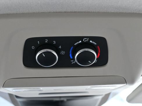 Used 2024 Ford Transit 350 XLT image 30