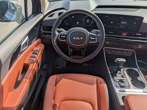 New 2026 Kia Carnival SX Prestige FWD image 17