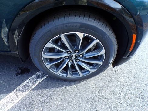 Used 2024 Cadillac Lyriq Sport image 10