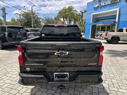 Used 2025 Chevrolet Silverado 1500 RST AWD/4WD image 40