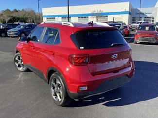 Used 2022 Hyundai Venue Limited w/ Cargo Package video 2