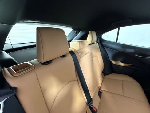 Used 2023 Lexus UX 250h FWD w/ Accessory Package (Z2) image 28