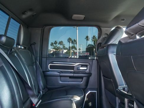 Used 2020 RAM 2500 Laramie w/ Night Edition image 15