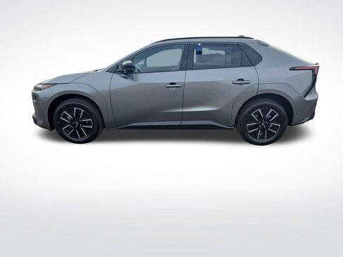 New 2026 Subaru Solterra Premium image 4