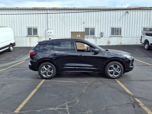 Certified 2024 Ford Escape ST-Line w/ Tech Pack #1 AWD/4WD image 2