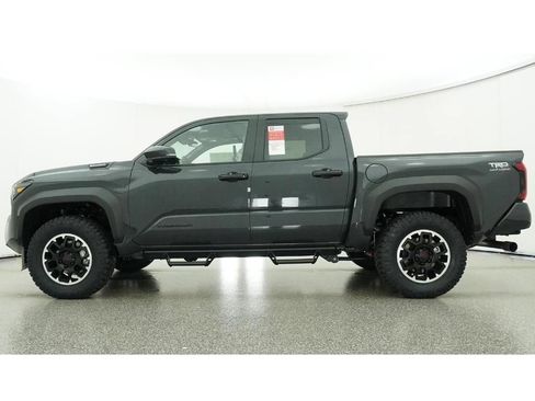 New 2026 Toyota Tacoma TRD Off-Road AWD/4WD image 19