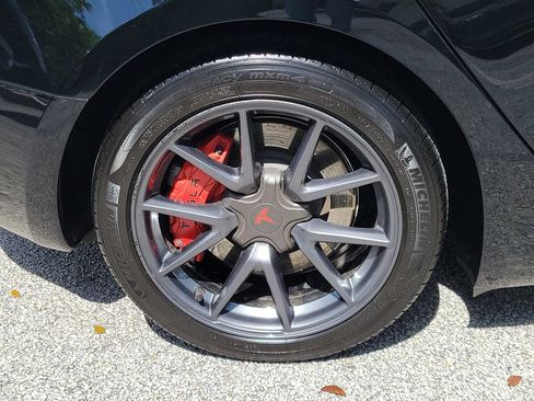 Used 2023 Tesla Model 3 Standard Range RWD image 7