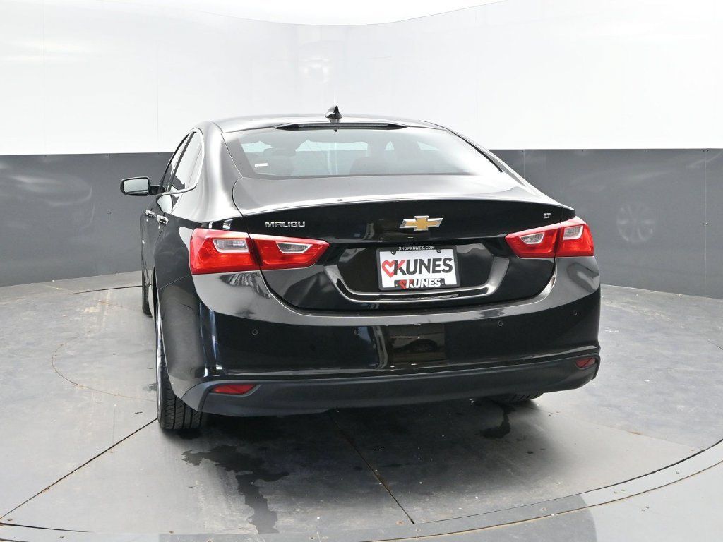 Used 2025 Chevrolet Malibu LT FWD image 6