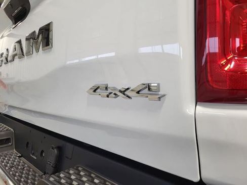 Used 2025 RAM 1500 Big Horn AWD/4WD image 13