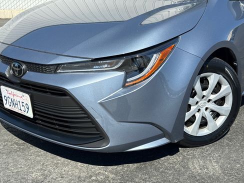 Certified 2023 Toyota Corolla LE image 3