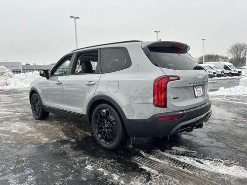 Used 2022 Kia Telluride SX w/ Nightfall Edition Package image 6