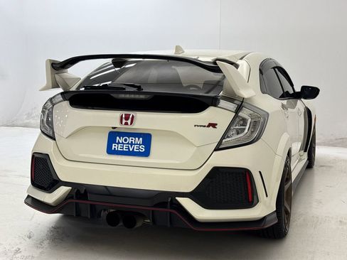 Used 2018 Honda Civic Type R image 10