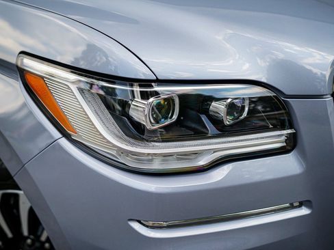 Used 2024 Lincoln Navigator Black Label image 6