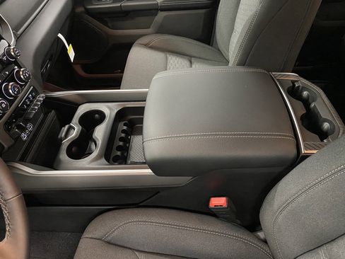 New 2026 RAM 1500 Big Horn w/ Night Edition AWD/4WD image 19