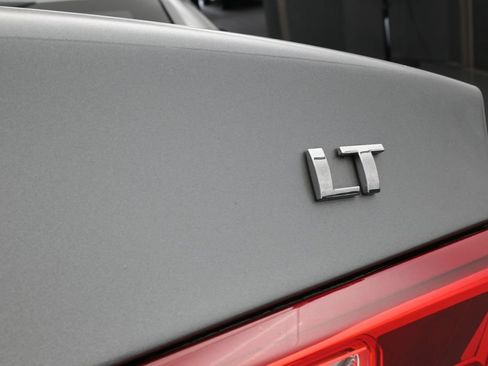 Used 2024 Chevrolet Malibu LT FWD image 33