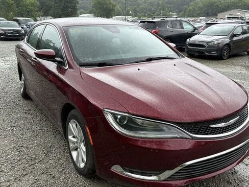 Used 2016 Chrysler 200 Limited Platinum w/ Comfort & Convenience Group FWD image 2