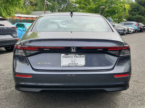 Certified 2023 Honda Accord EX image 5