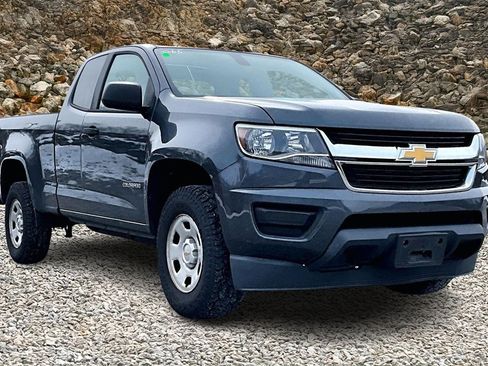 Used 2015 Chevrolet Colorado W/T image 8