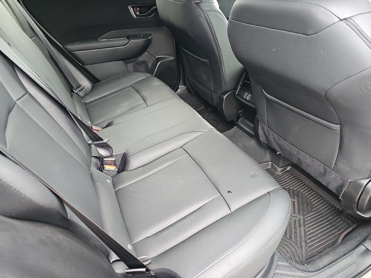 Certified 2026 Subaru Outback Premium AWD/4WD image 14