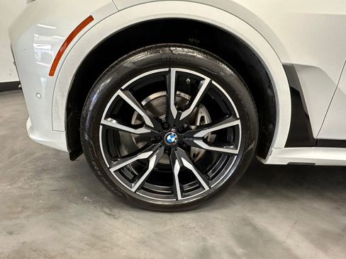Used 2019 BMW X7 xDrive40i w/ Premium Package AWD/4WD image 19