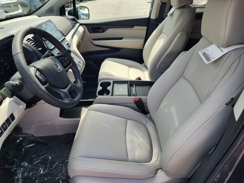New 2026 Honda Odyssey EX-L image 10