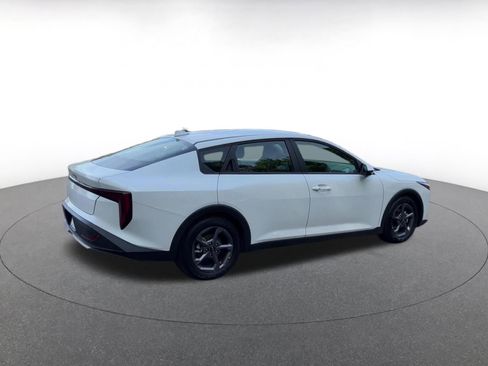 Used 2025 Kia K4 FWD image 15