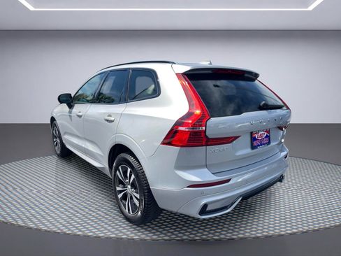 Used 2024 Volvo XC60 B5 Core AWD/4WD image 4