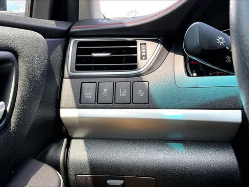 Used 2017 Toyota Camry XSE w/ Moonroof Package FWD image 36