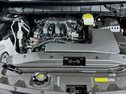 New 2026 Nissan Pathfinder SV AWD/4WD image 9