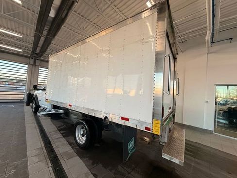 Used 2022 RAM 4500 Tradesman RWD image 7