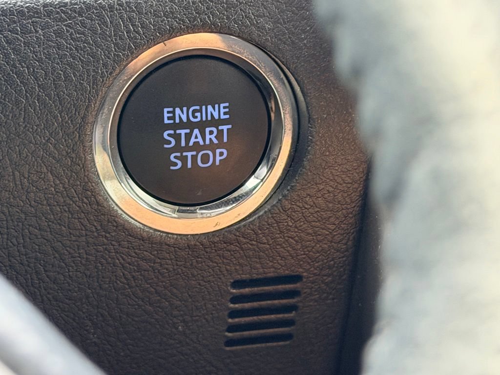 Used 2023 Toyota 4Runner Limited RWD image 30