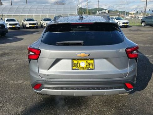 New 2026 Chevrolet Trax LT w/ LT Convenience Package image 5