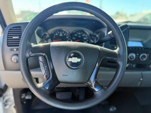 Used 2013 Chevrolet Silverado 2500 W/T AWD/4WD image 39