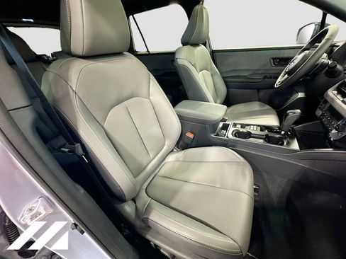 New 2026 Subaru Outback Limited XT image 31