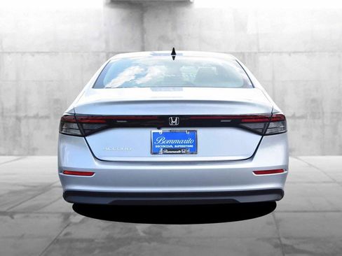 New 2025 Honda Accord SE image 6