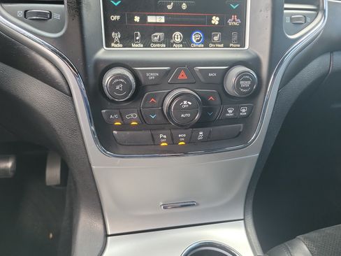 Used 2015 Jeep Grand Cherokee Altitude AWD/4WD image 23