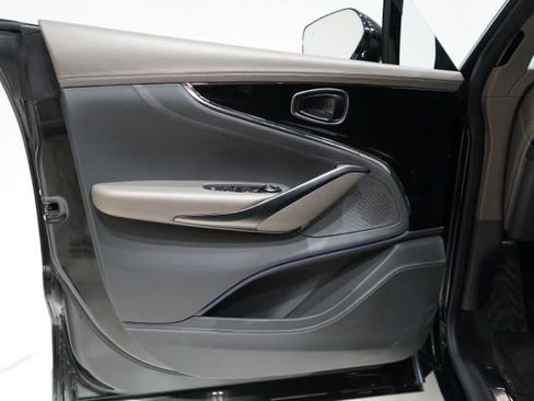 Used 2025 Aston Martin DBX 707 AWD/4WD image 27