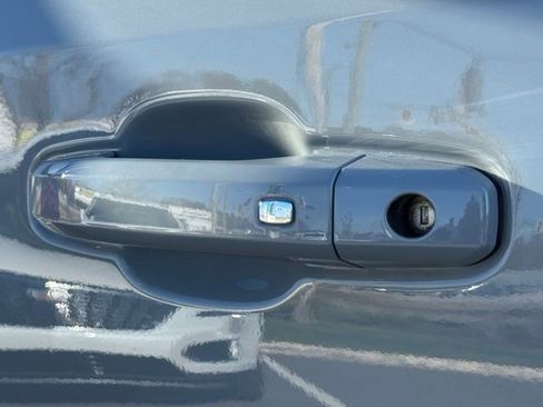 Used 2024 GMC Sierra 1500 AT4X image 16