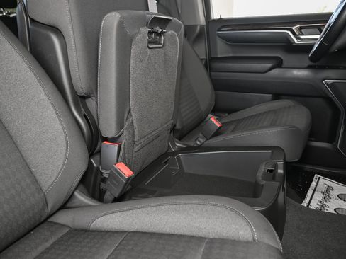 Used 2023 GMC Sierra 1500 Elevation w/ LPO, Elevation Black Package image 39