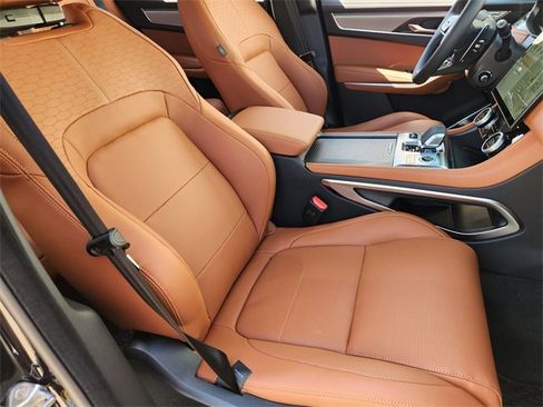 Used 2026 Jaguar F-PACE R-Dynamic S image 11