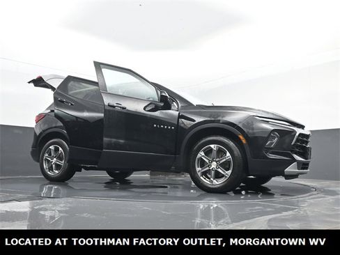 Used 2023 Chevrolet Blazer LT image 31